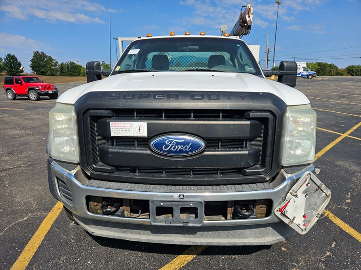 2011-ford-f450-image-29