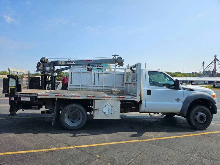 2011-ford-f450-image-21
