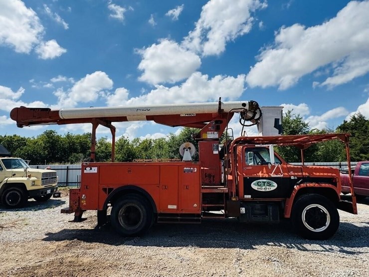 1986-chevrolet-c6v-bucket-truck-image-2