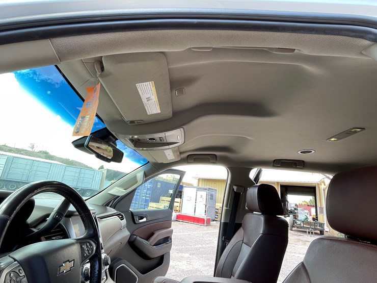 2017-chevrolet-tahoe-image-46