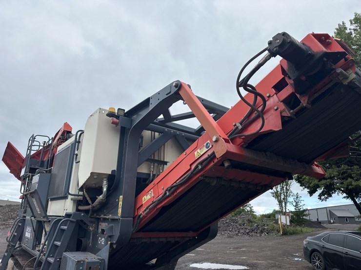 2017-sandvik-qs331-image-41