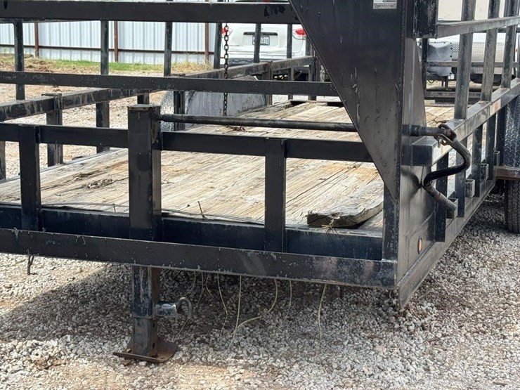 gooseneck-trailer-image-5