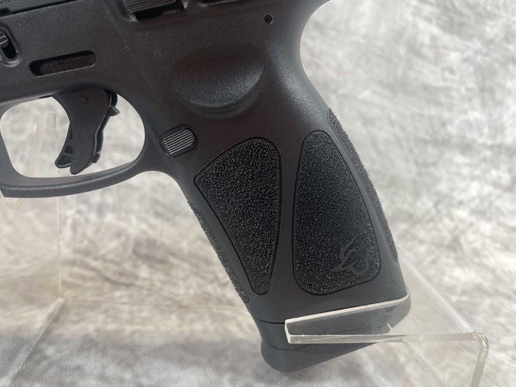 #5171-•-taurus-g3,-9mm-luger-pistol,-sn:-adc135786,-(neenah,-wi)-image-19