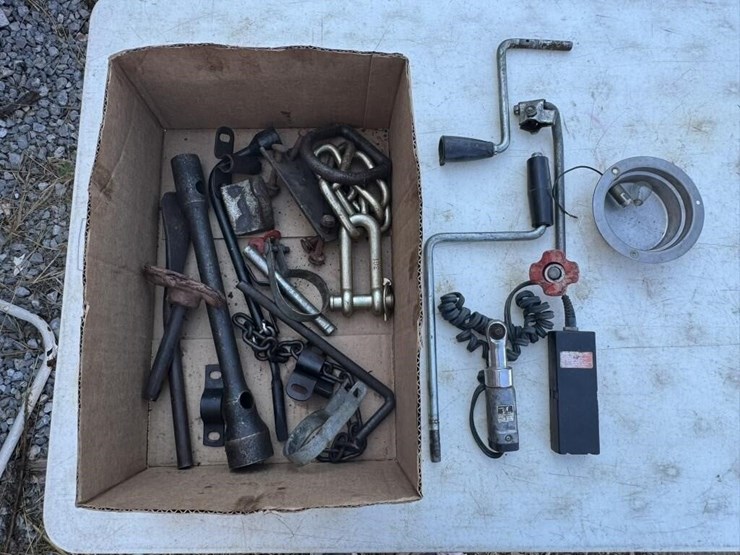 tools-&-hardware-image-1