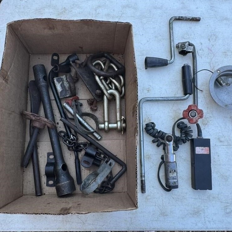 Tools & Hardware