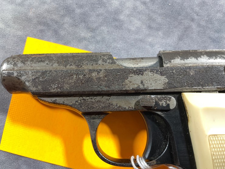 #5779-•-hy-hunter-firearms-panzer-.22-lr-semi-automatic-pistol-sn:-69617-(downing,-wi)-image-5