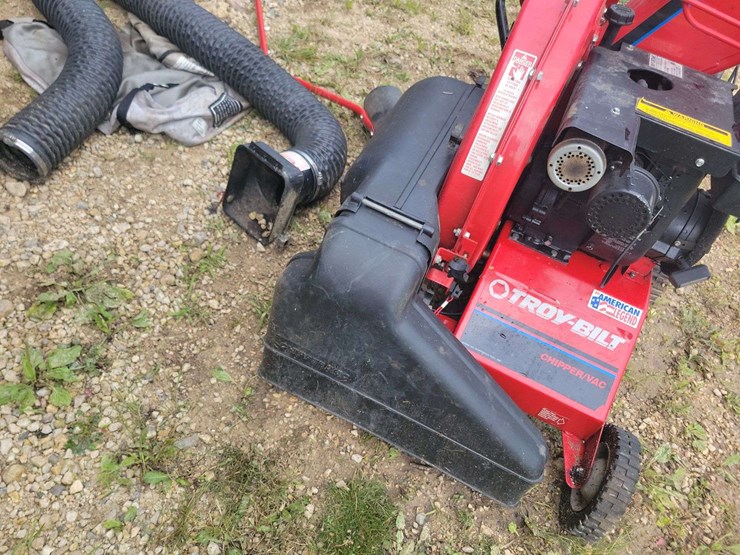 troy-built-5hp-chipper/vac,-motor-is-free-image-4