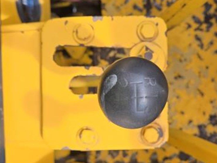 deere-350b-image-45