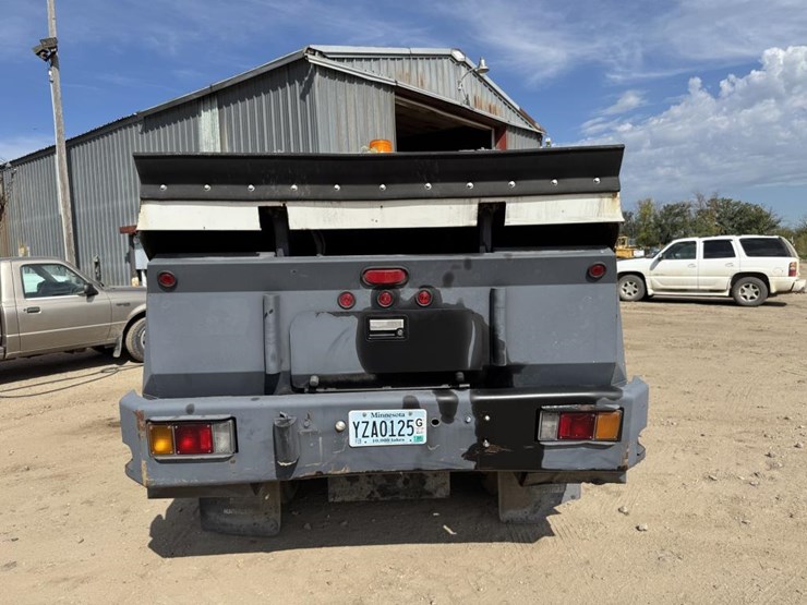 2003-gmc-w4500-image-4