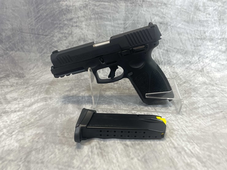 #5171-•-taurus-g3,-9mm-luger-pistol,-sn:-adc135786,-(neenah,-wi)-image-22