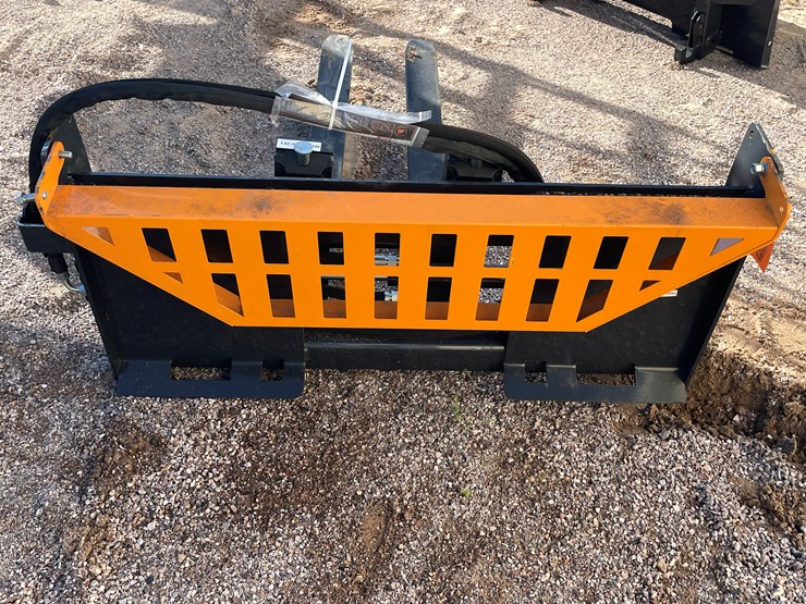 #2033-•-skid-steer-pallet-fork-hydraulic-adjustable-image-6
