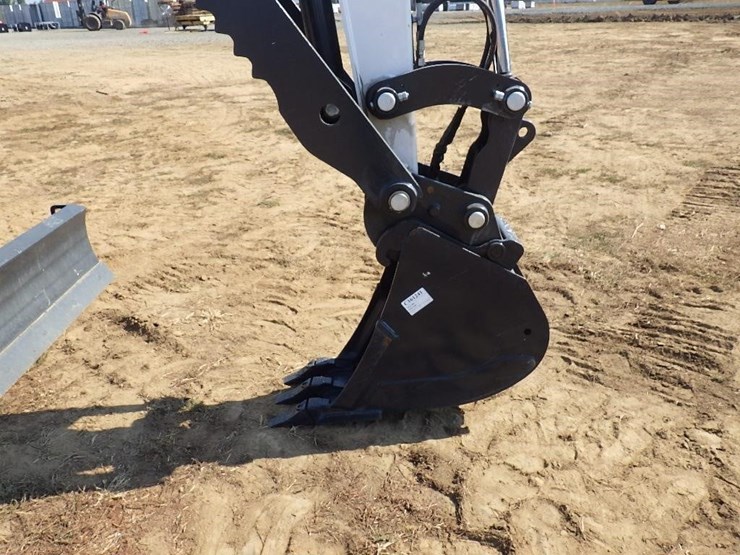 2024-bobcat-e48-hydraulic-excavator-image-20
