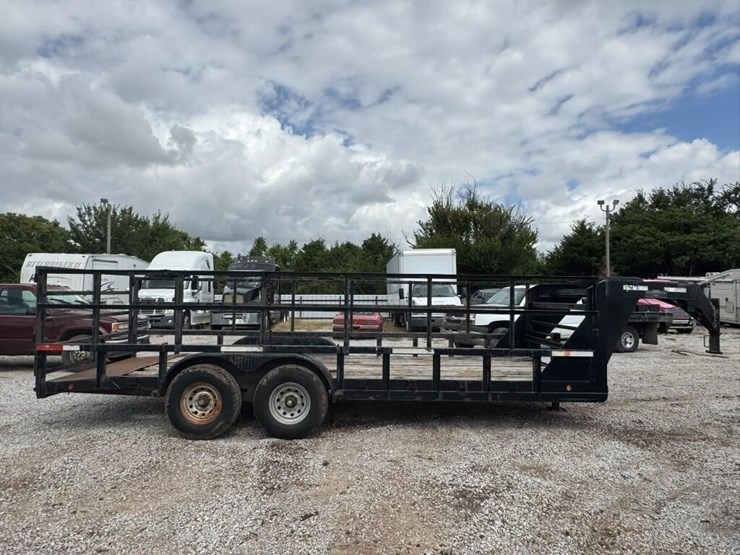 gooseneck-trailer-image-1