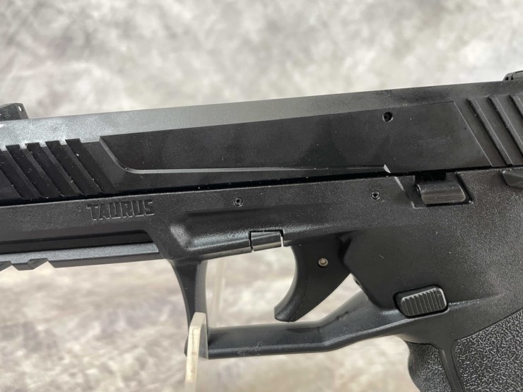 #5144-•-taurus,-22-lr-pistol,-sn:-tx22141,-(neenah,-wi)-image-17