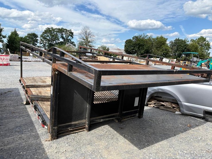 flatbed-stake-body-image-3