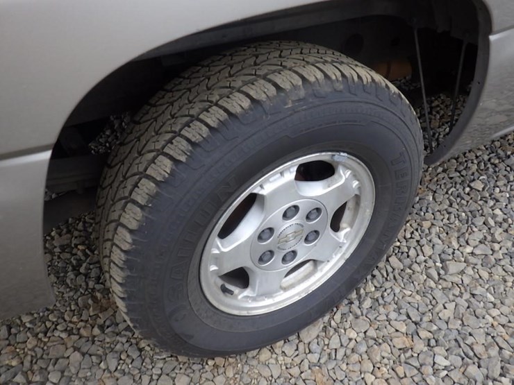 1999-gmc-1500-image-23