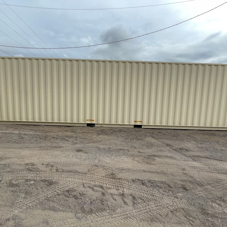 #1501 • 40' Container