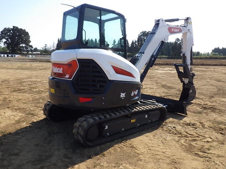 2024-bobcat-e48-hydraulic-excavator-image-4