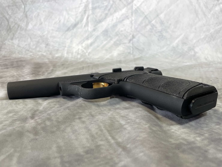 #5162-•-browning-buck-mark,-micro-bull-ufx-22-lr-pistol,-sn:-brus02381ym515,-(neenah,-wi)-image-24