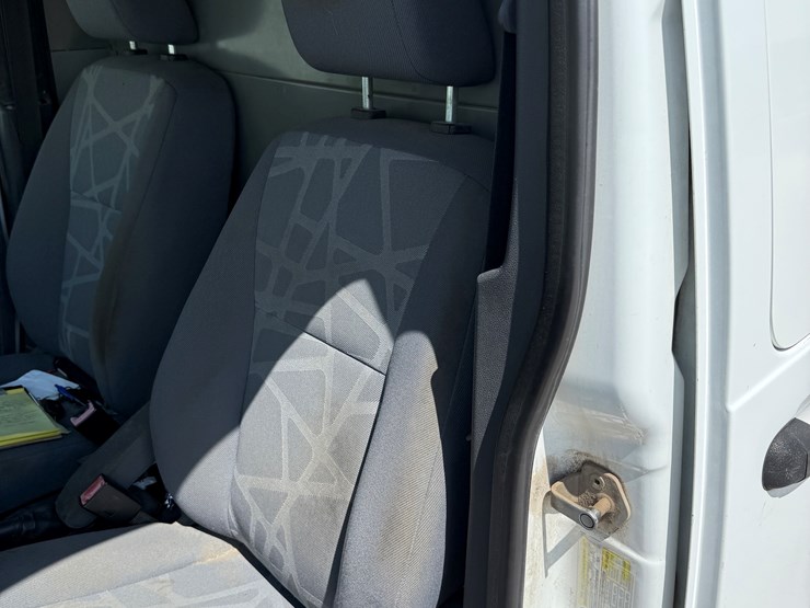 2012-utility-van-image-16