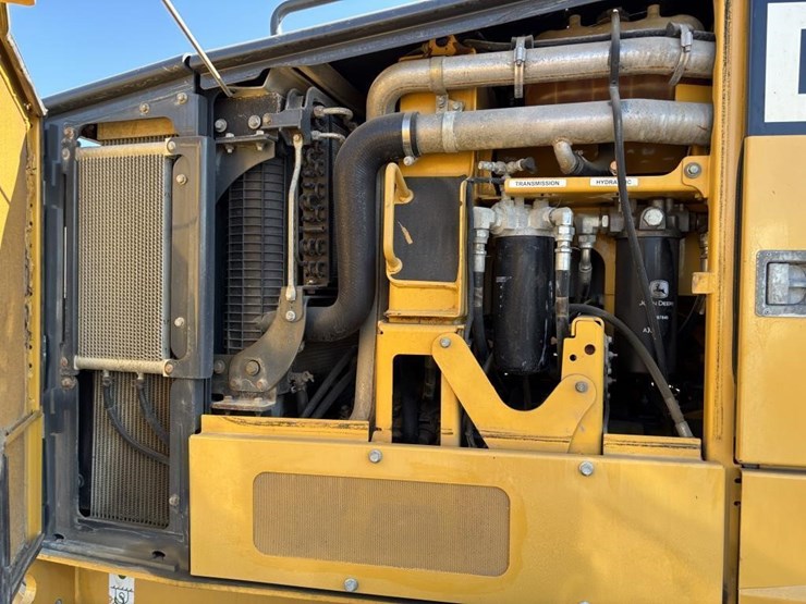 2012-deere-672gp-image-76