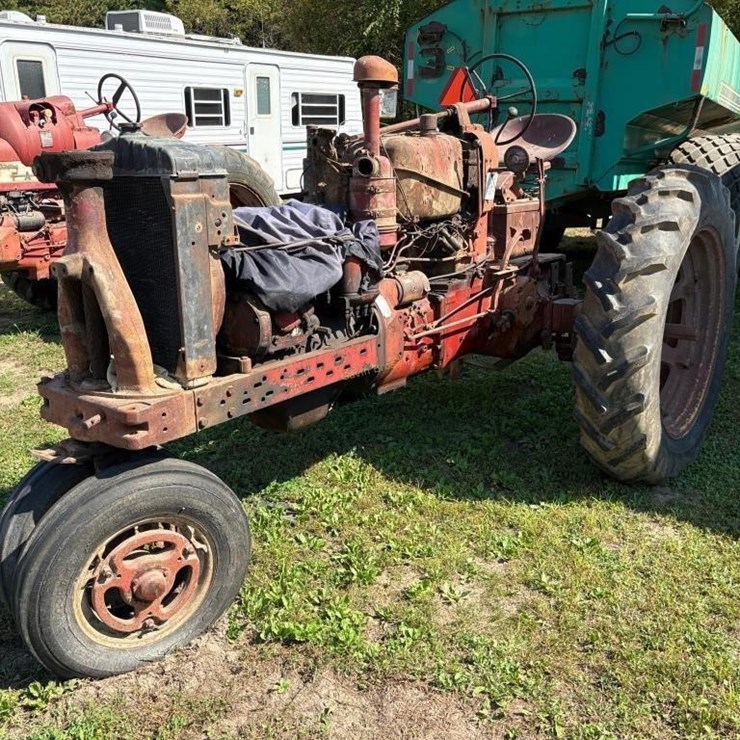 Farmall 400 Diesel Tractor For Parts