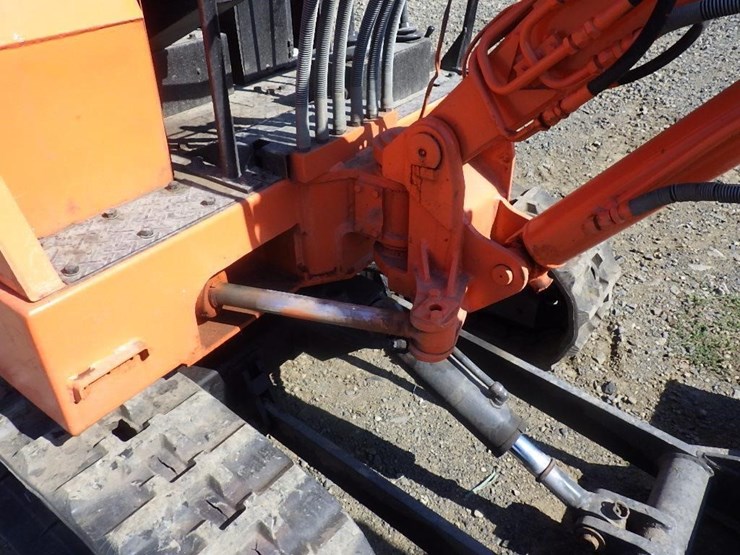 airman-hm20-hydraulic-excavator-image-12