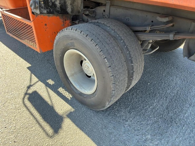 2001-dodge-ram-3500-image-5