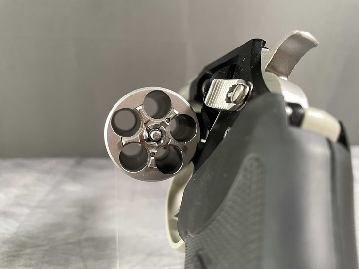 #5155-•-charter-arms-undercover-lite,-38-spl-revolver,-sn:-23l05132,-(neenah,-wi)-image-16