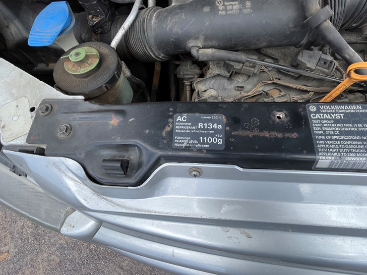 #501-•-2002-volkswagen-eurovan-mv-(title-in-delay)-image-75