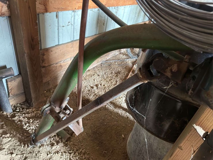 3pt-post-hole-digger,-540pto,-8”-bit-image-3