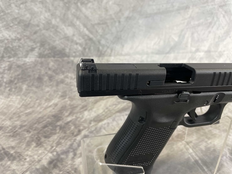 #5141-•-glock-g44,-22-lr-pistol,-sn:-aenr179,-(neenah,-wi)-image-12