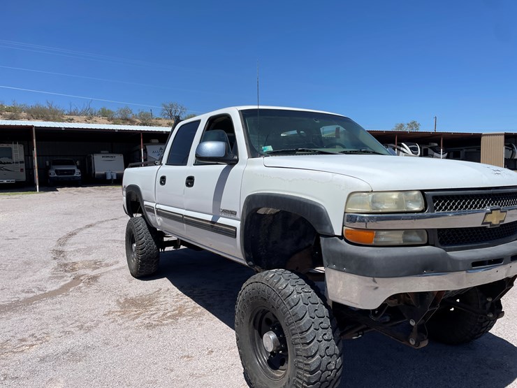 #509-•-2001-chevy-silverado-2500hd-4x4-(nm-title-in-delay)-image-4