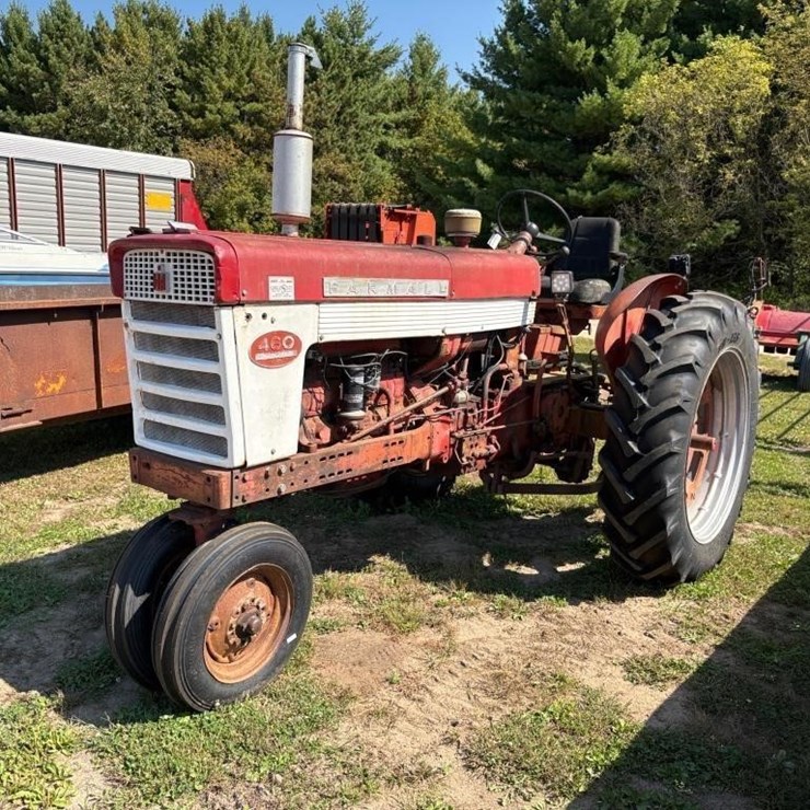 Farmall 460 Tractor