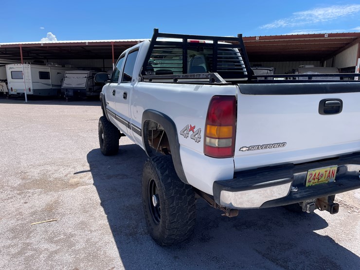 #509-•-2001-chevy-silverado-2500hd-4x4-(nm-title-in-delay)-image-8