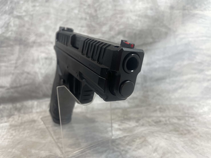 #5168-•-springfield-armory-xd-mod-3,-9mm-luger-pistol,-sn:-bf460297,-(neenah,-wi)-image-4