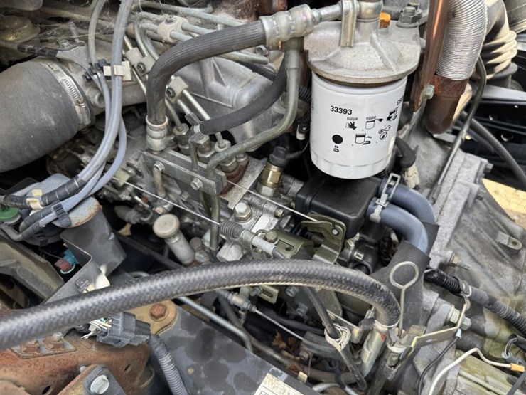 2003-gmc-w4500-image-57