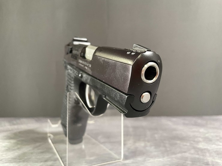 #5149-•-ruger-p95dc,-9mm-luger-pistol,-sn:-316-23397,-(neenah,-wi)-image-4