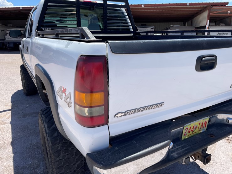 #509-•-2001-chevy-silverado-2500hd-4x4-(nm-title-in-delay)-image-46