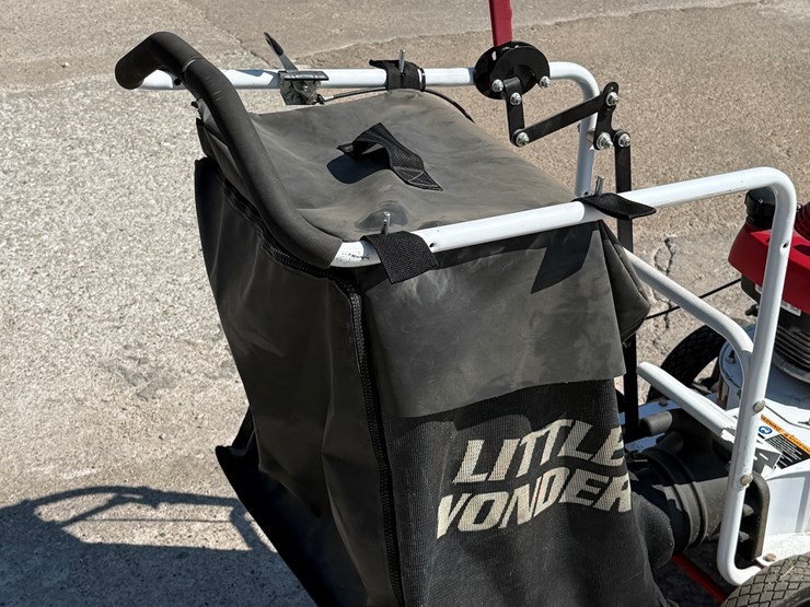 #50-•-2018-schiller-5511-02-01-little-wonder-commercial-walk-behind-lawn-vacuum-image-2