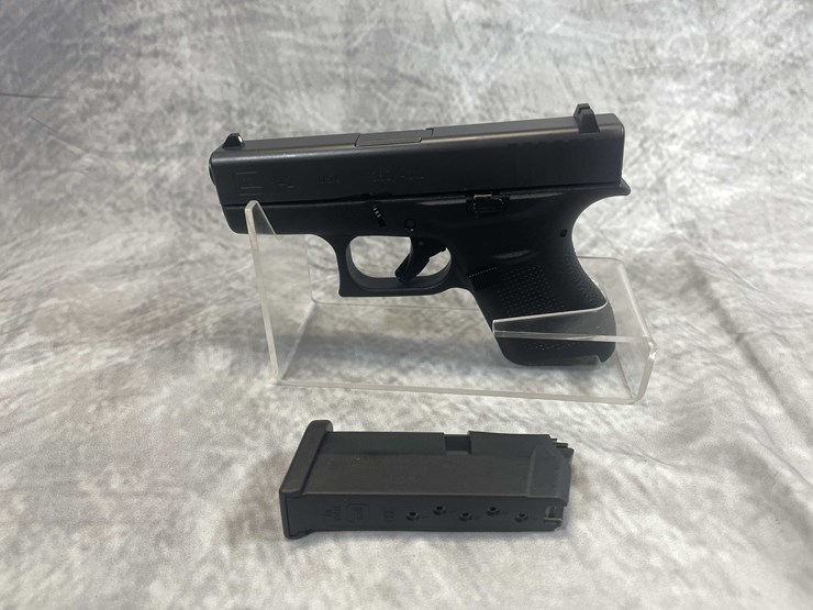#5148-•-glock-g42,-380-auto-pistol,-sn:-afry717,-(neenah,-wi)-image-20