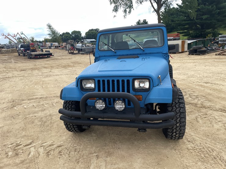 1990-jeep-wrangler-image-2