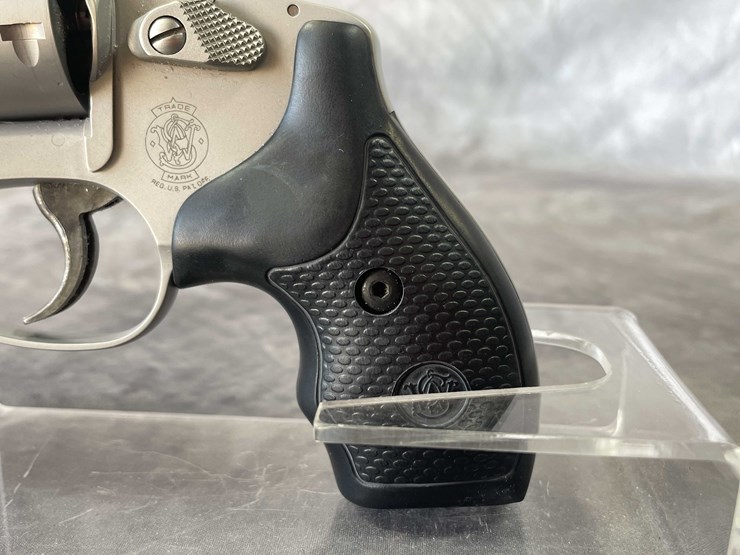 #5132-•-smith-&-wesson-.38-spl,-revolver,-sn:-cwm9026-(neenah,-wi)-image-23