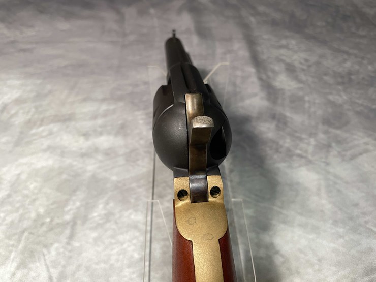 #5163-•-stoeger-cattleman,-45-colt-revolver,-sn:-um3413,-(neenah,-wi)-image-11