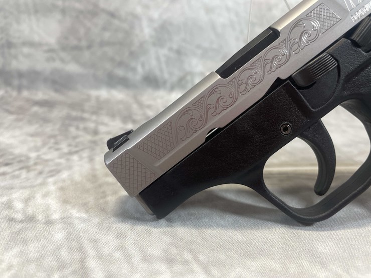 #5165-•-smith-&-wesson-bodyguard,-engraved-380-auto-pistol,-sn:-kes4008,-(neenah,-wi)-image-17