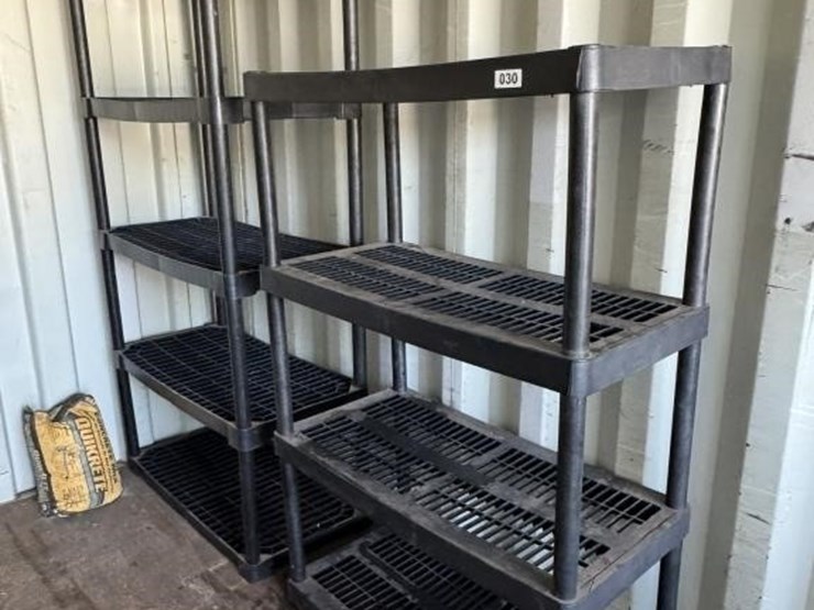 plastic-shelves-image-2