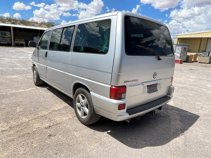 #501-•-2002-volkswagen-eurovan-mv-(title-in-delay)-image-123