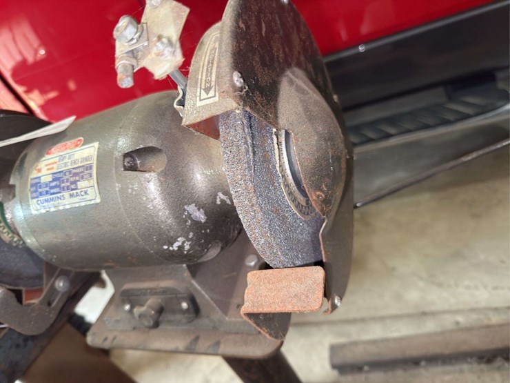 cummins-mack-3/4-hp-electric-bench-grinder-on-stand-image-5