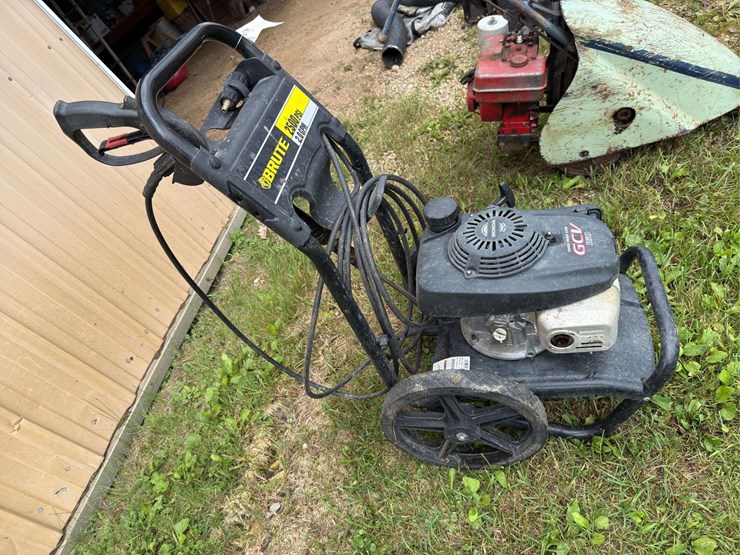 brute-2500-psi,-2gpm-gas-powered-pressure-washer,-honda-gcv-engine,-motor-i-image-2