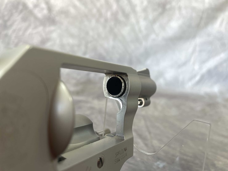 #5132-•-smith-&-wesson-.38-spl,-revolver,-sn:-cwm9026-(neenah,-wi)-image-19